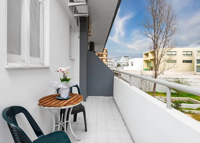 Iskas Evilion * Rhodes City